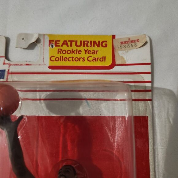 1990 David Robinson Starting Lineup Figure w/1989 Rookie Card Sealed Box - Picture 2 of 10